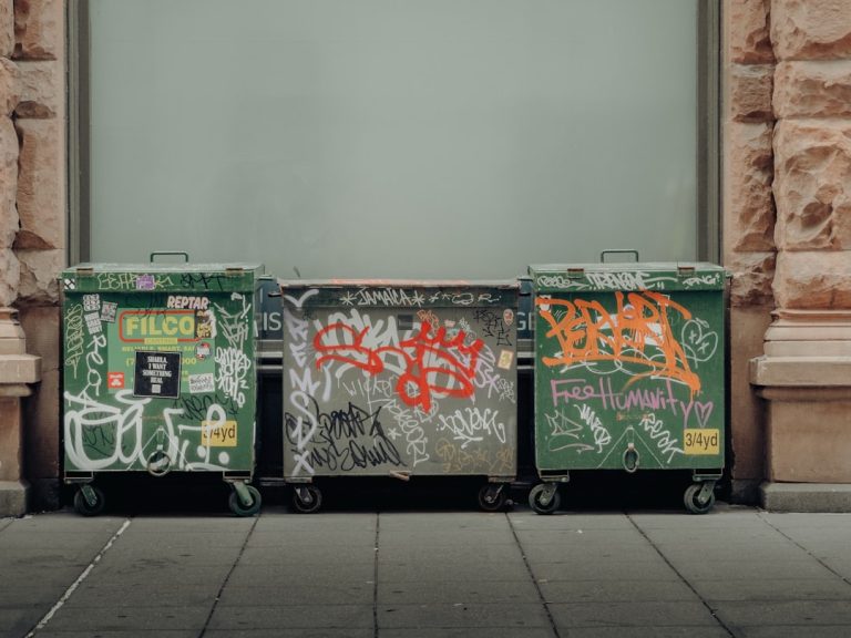 Quais São as Melhores Práticas para Coleta e Transporte Seguro de Resíduos Perigosos?